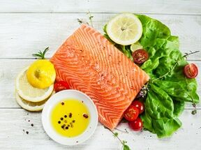 Das Protein-Diät-Menü umfasst Fisch